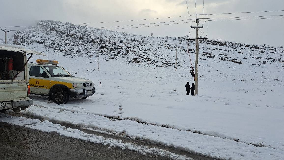 پایداری وضعیت شبکه توزیع نیروی برق فارس با حضور 115 گروه عملیاتی